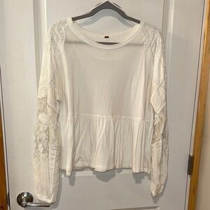 Elegant White Lace Women's Top